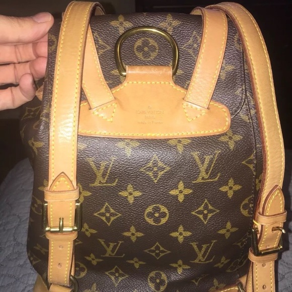 Louis Vuitton Montsouris MM backpack - Picture 2 of 8